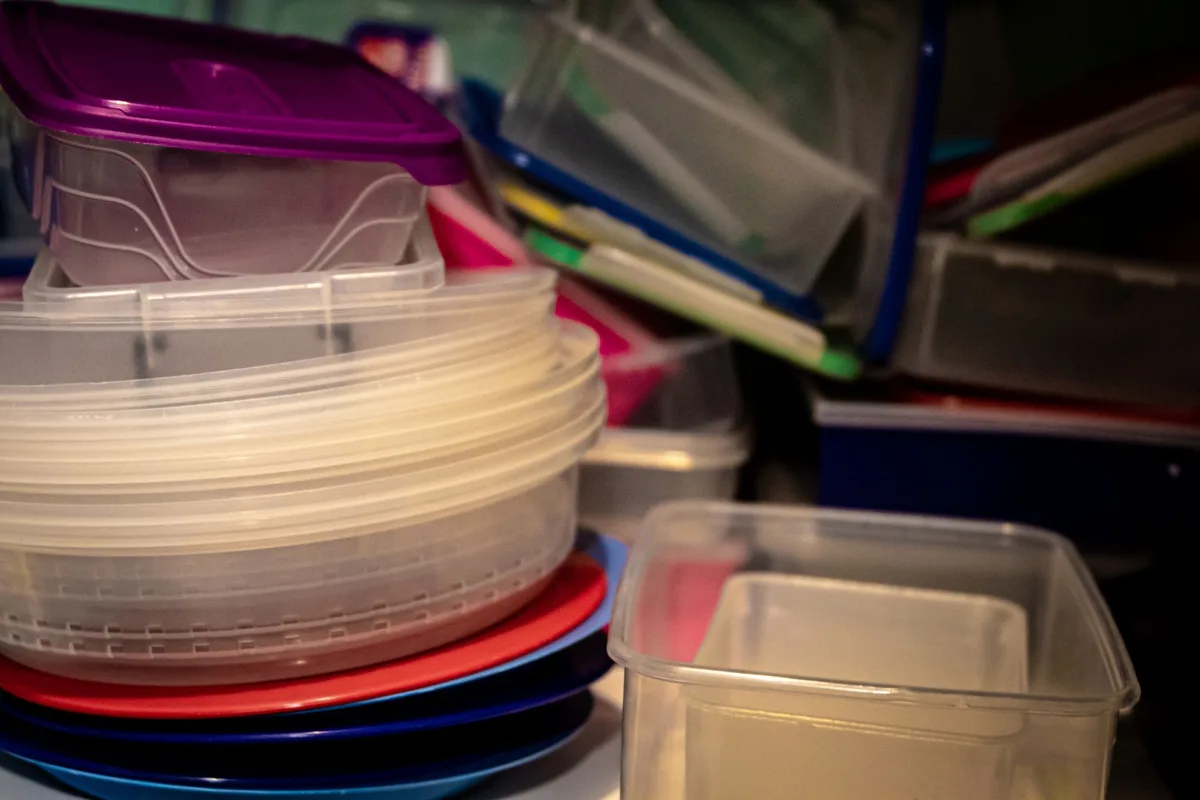 airtight plastic storage bin for wool