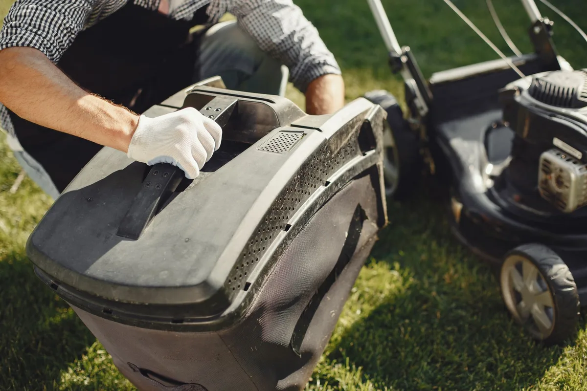 Lawn mower grass catcher bag