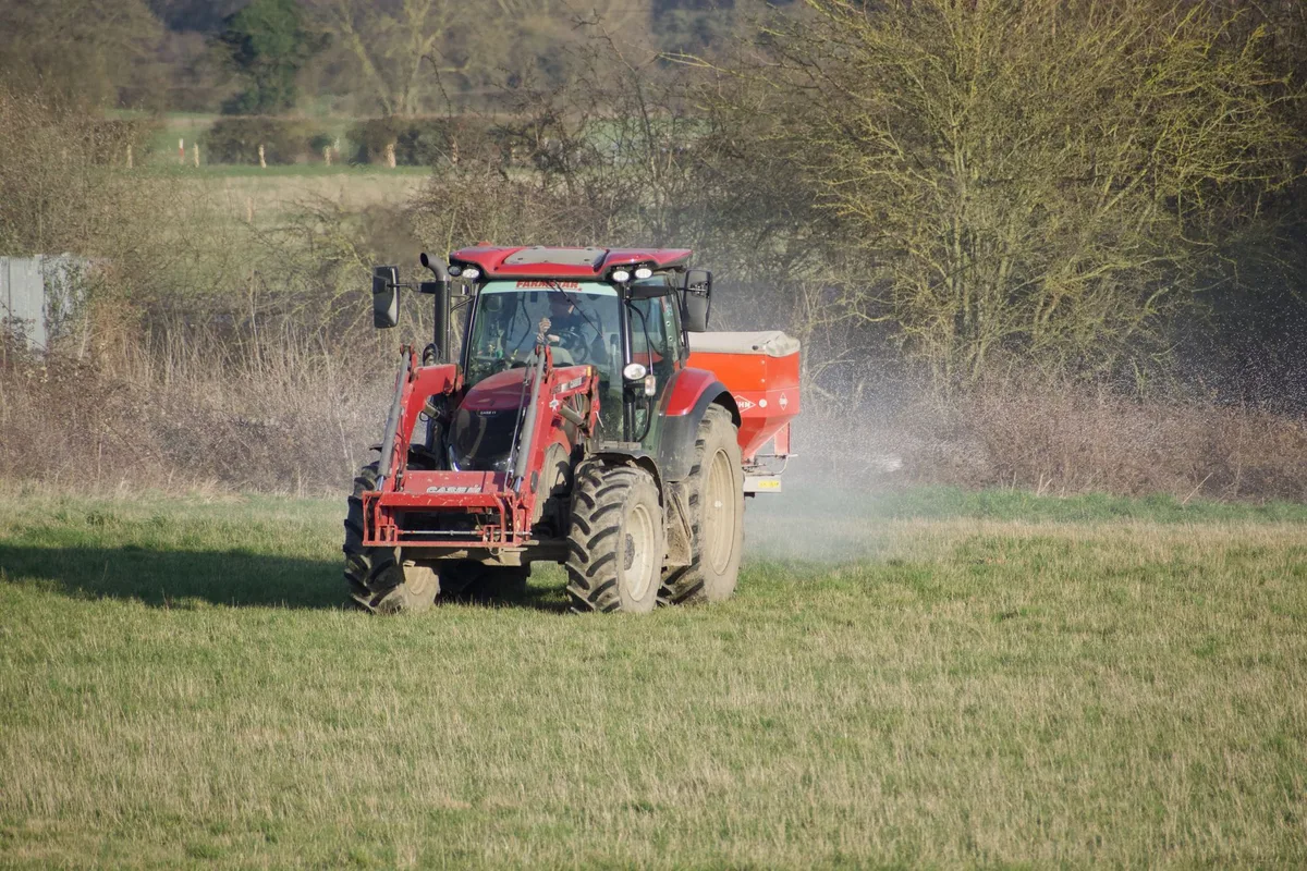 lawn spreader granular application