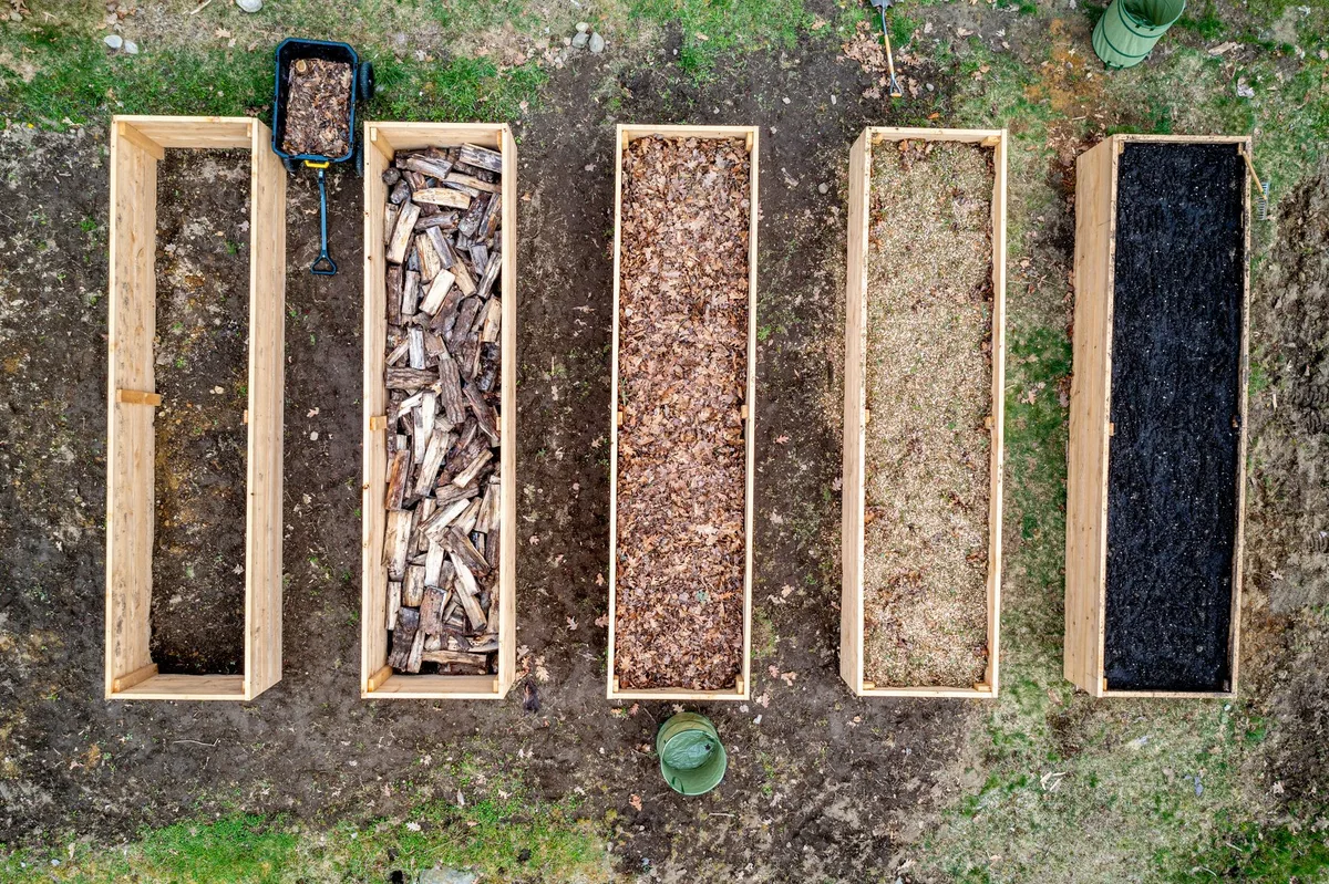 Mulch over compost application
