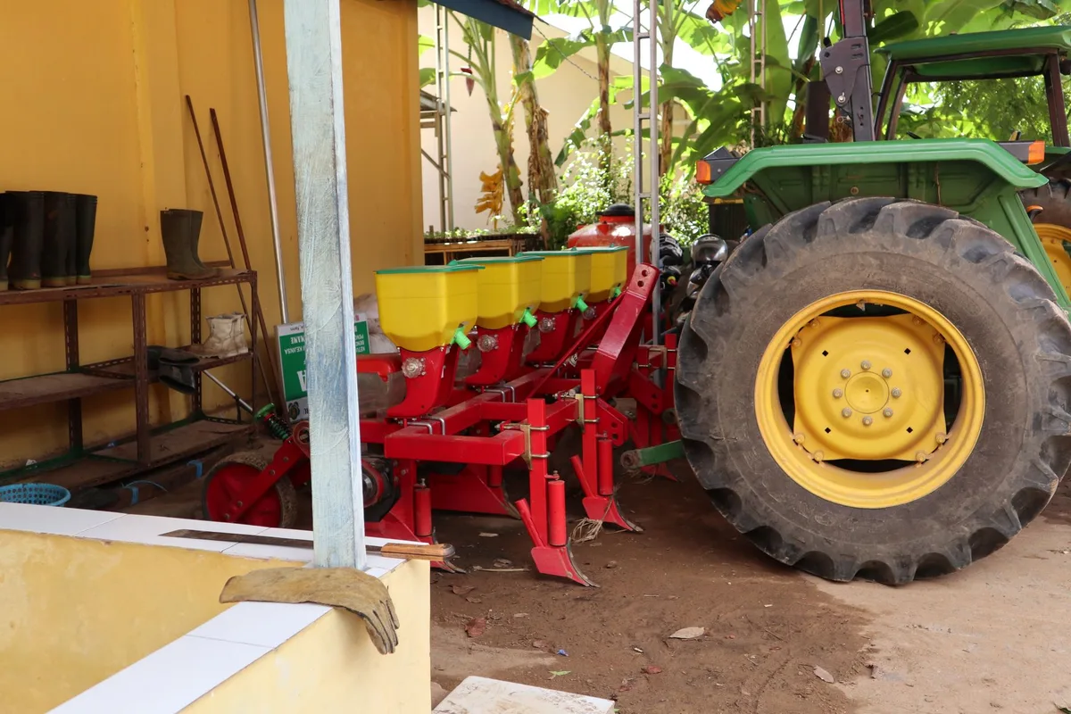 neonicotinoid seed treatment dust