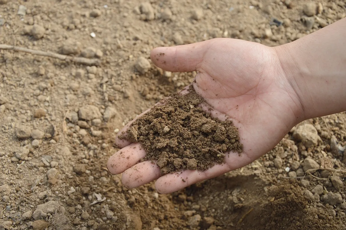 Protective equipment fertilizer application