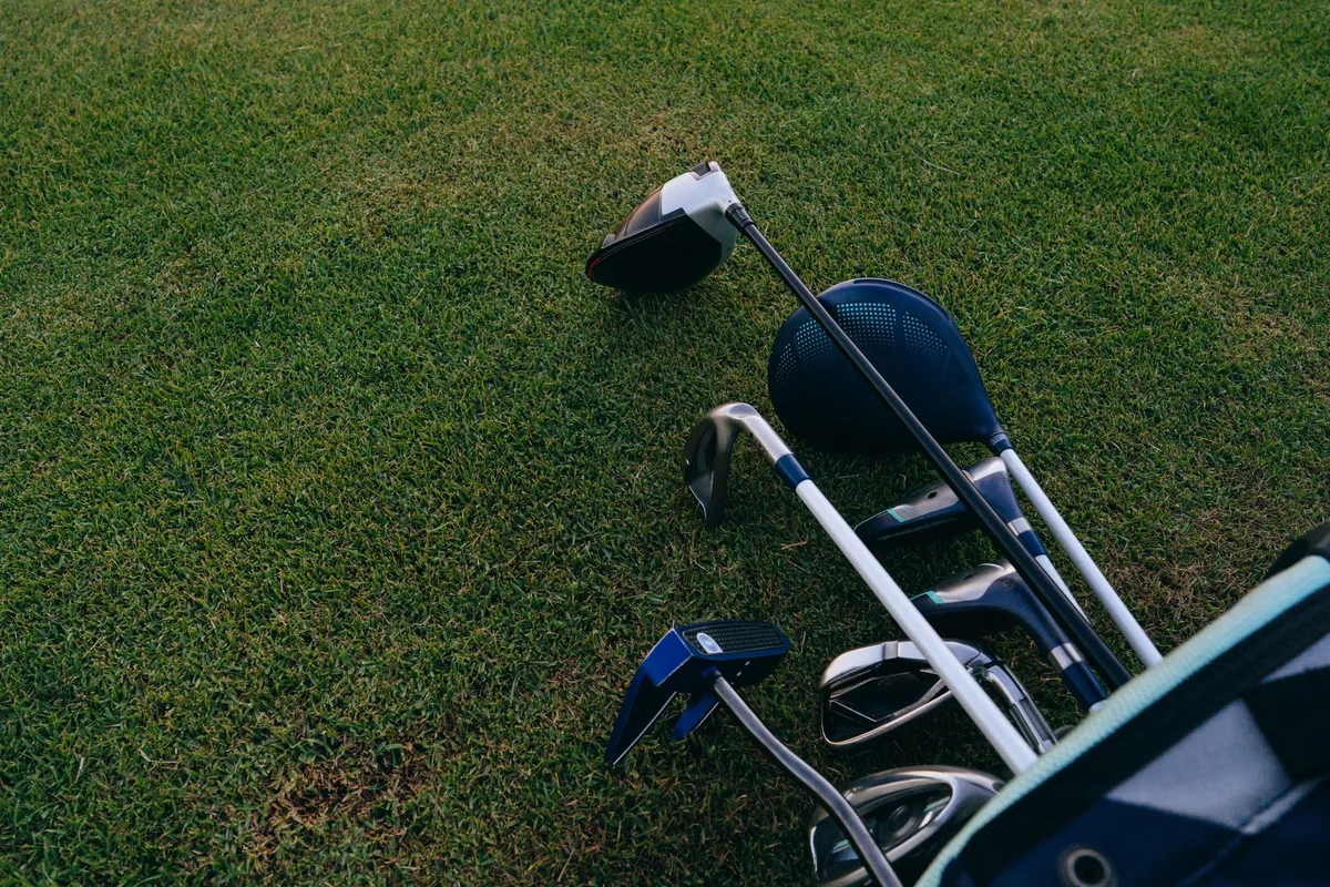 Scotts Turf Builder synthetic fertilizer