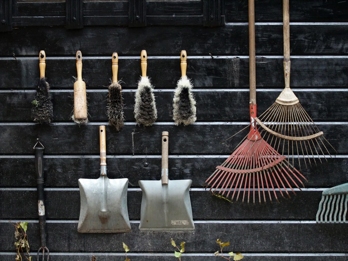 Spring Yard Cleanup Checklist