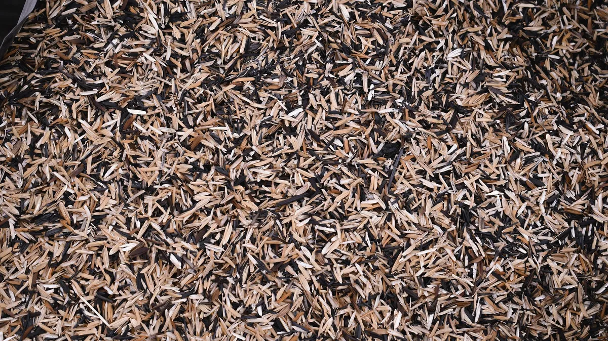 What Is Lawn Topdressing